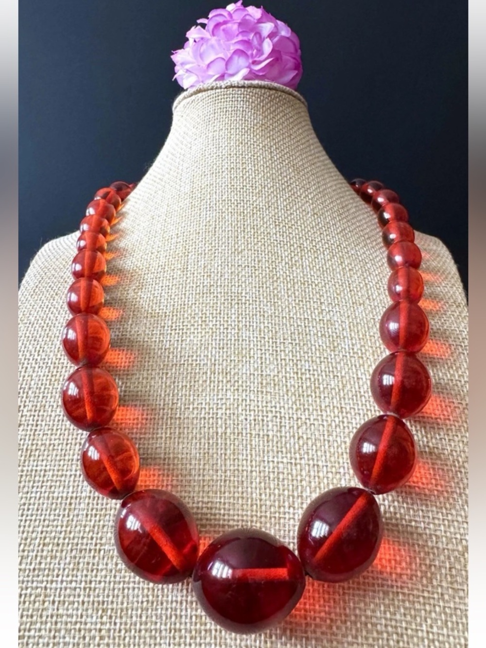 Vintage Oval Shape Transparent Red Cherry Amber Bakelite Graduated Necklace 98gr